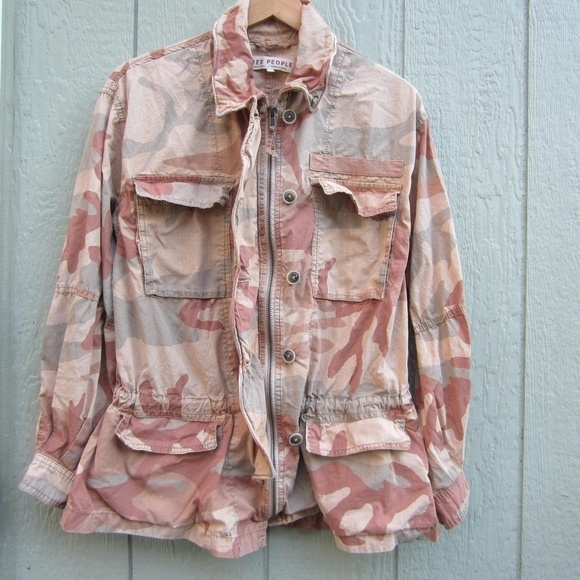 Free People shirt jacket Womens S Tan Camo pockets button Y2K grunge hiking - Picture 7 of 17